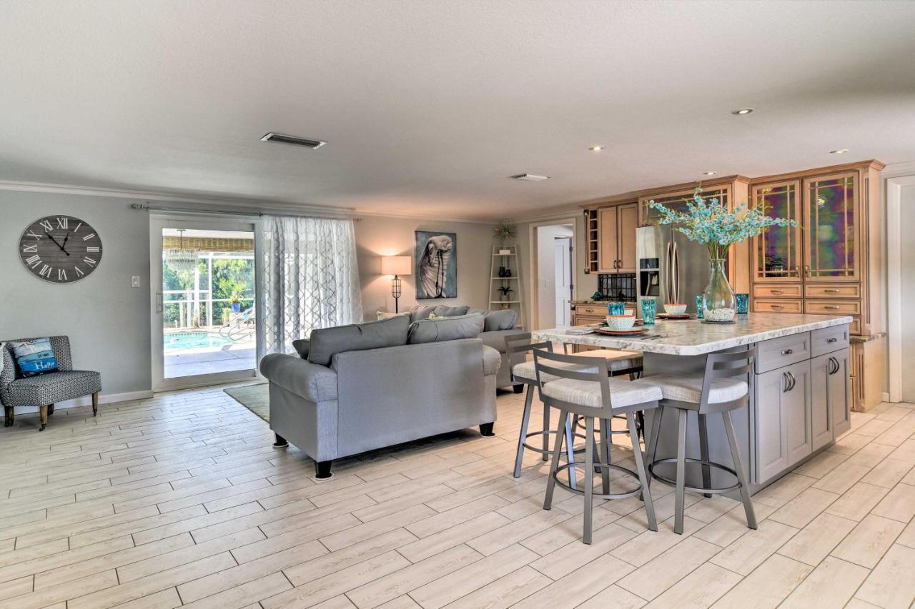 Waterfront Bradenton Home Heated Pool And Fire Pit Extérieur photo